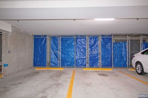 303 Cleveland Ln, Rockaway NJ 07866-5803 exterior