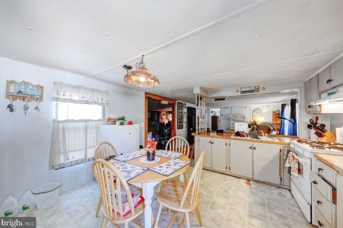 33520 Daisy St, Lewes DE 19958-5322 exterior