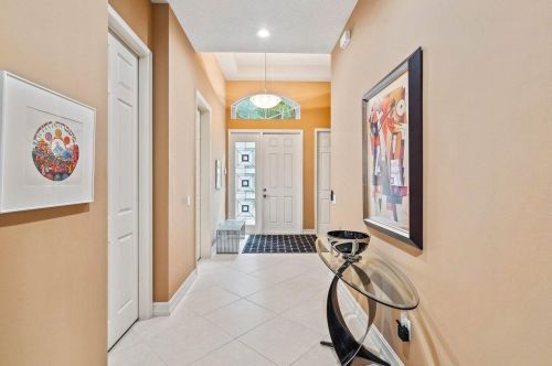 6737 Watertown Dr, Boynton Beach FL 33437-3938 exterior