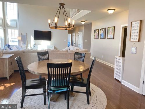 930 Falls Pointe Way, Huntingtown MD 20639-2329 exterior