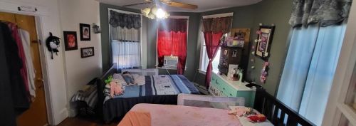 77 Clarence St, Providence RI 02909-3504 exterior