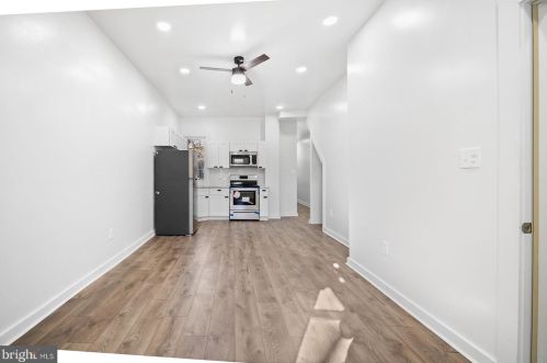 3452 Frankford Ave, Philadelphia PA 19134-2651 exterior