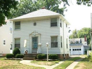 14427 Hollywood Ave, Cleveland OH  44111-1342 exterior