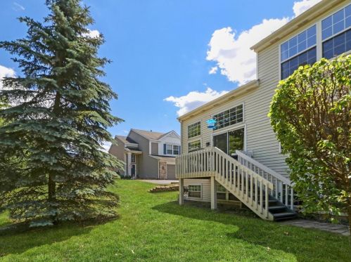 217 Mistwood Ln, Bull Valley IL 60014-4589 exterior