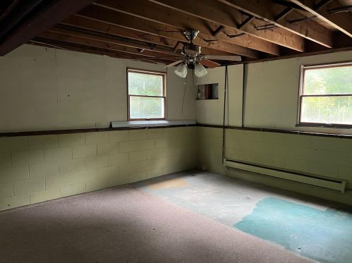 3421 Macarthur Rd, Meskegon MI 49442-1654 exterior