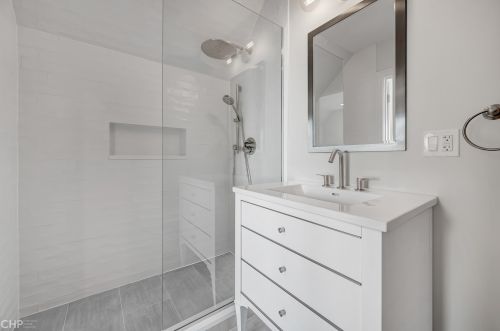 3025 Spaulding Ave, Chicago IL 60618-6808 exterior