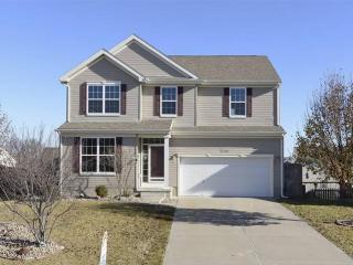 2305 Mineral Dr, Omaha, NE 68046-2769