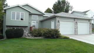 219 Calgary Ave, Bismarck, ND 58503-0305
