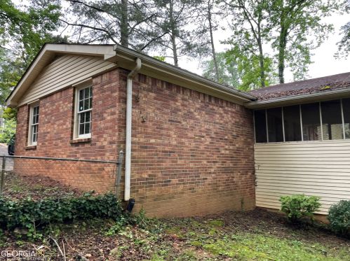 565 Maribee Dr, Tucker GA exterior