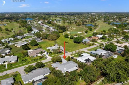 1460 Sunshine, Fort Pierce FL 34952-6009 exterior