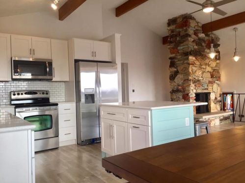 1548 Beach St, Meskegon MI  49441-1006 exterior