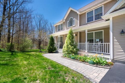 1051 Mtn Rd, Torrington CT 06790-2709 exterior