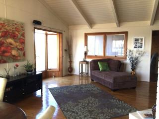 4559 Sleeping Indian Rd, Fallbrook CA  92028-8873 exterior