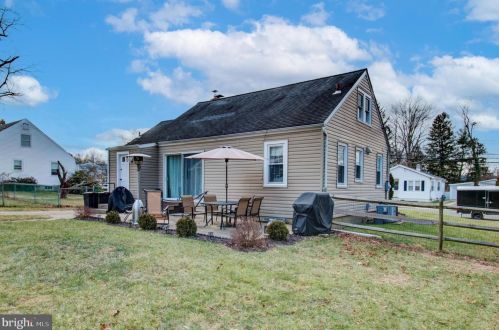 168 Hamilton Ave, Trenton NJ 08619-2427 exterior