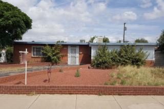 6941 Calle Bellatrix, Tucson AZ  85710-5333 exterior