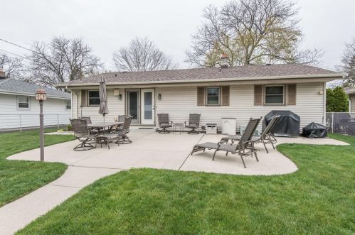 5030 20th St, Milwaukee WI 53233-2506 exterior