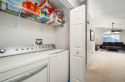 1614 Fieldstone Dr, Joliet IL 60404-8111 exterior