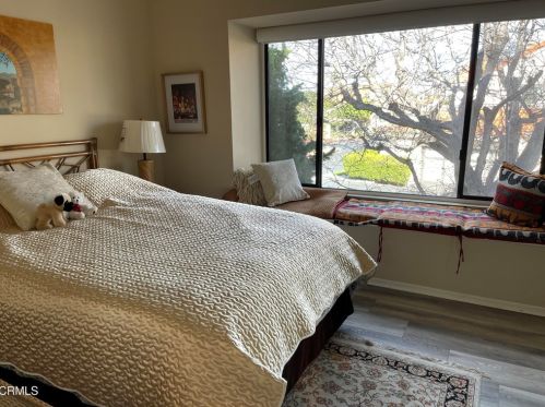 4687 San Sebastian Dr, Oxnard CA  93035-3644 exterior