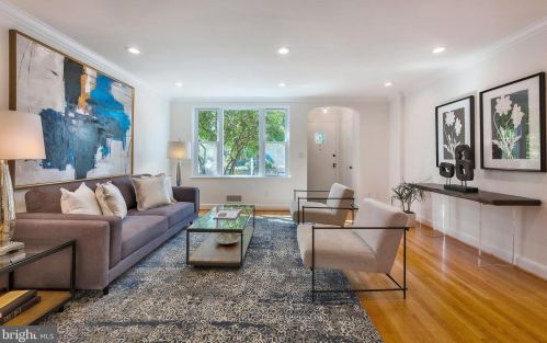 5717 6 St, Washington DC 20003-2706 exterior