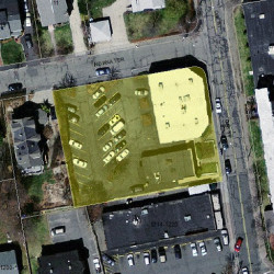 81 Oak St, Newton MA 02464-9998 aerial view