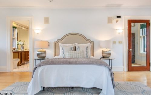 122 Upper Mtn Ave, Montclair NJ 07043-1428 exterior