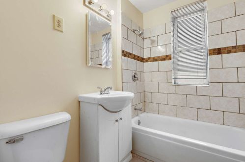 716 92nd St, Chicago IL 60619-7604 exterior