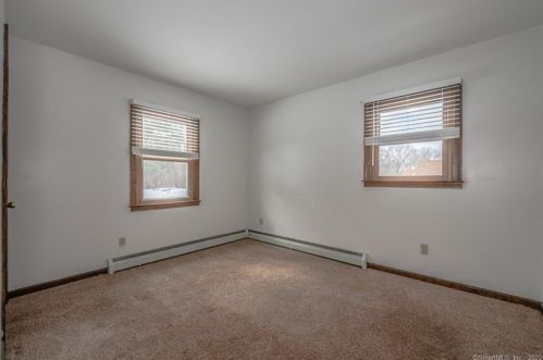 77 Moss Ave, Seymour CT 06483-3509 exterior