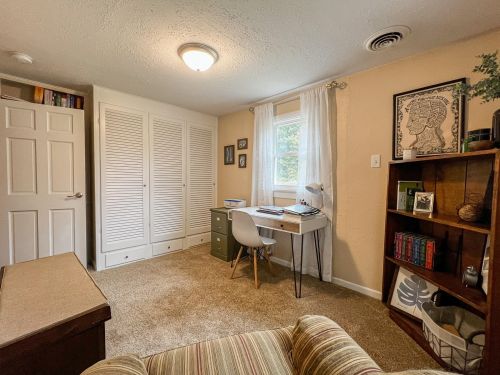 28985 Middle Xing Rd, Dowagiac MI 49047-8204 exterior