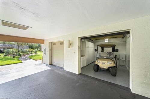 108 Wilderness Dr, Naples FL 34105-2641 exterior