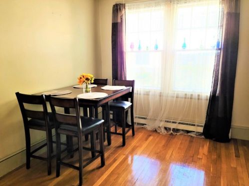 23 Sharon St, Providence RI 02908-4218 exterior