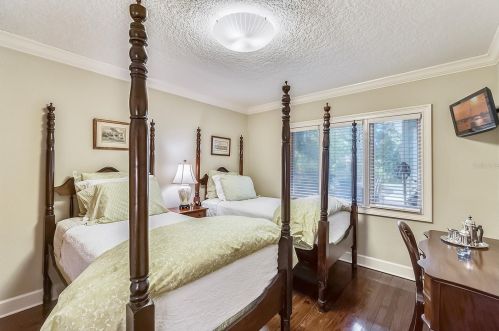 918 Alba Dr, Orlando FL 32804-7212 exterior