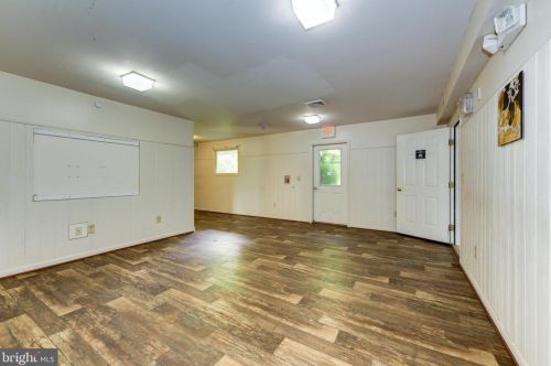 789 Rte 45, Pilesgrove NJ 08098-2528 exterior