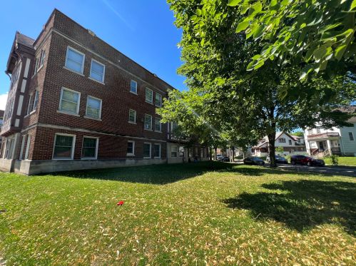 4315 Lisbon Ave, Milwaukee WI 53208-1947 exterior