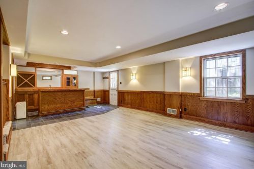 10512 Gainsborough Rd, Rockville MD 20854-3717 exterior