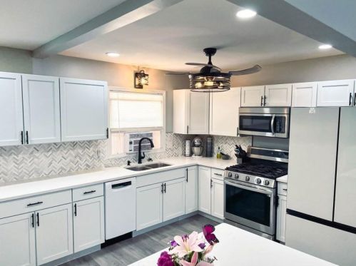 7926 Denver Ave, Milwaukee WI  53223-4940 exterior