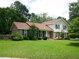 2926 Foxhall Rd, Charleston, SC 29414-6739