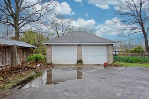 242 Grove St, Chicopee, MA 01020-1820