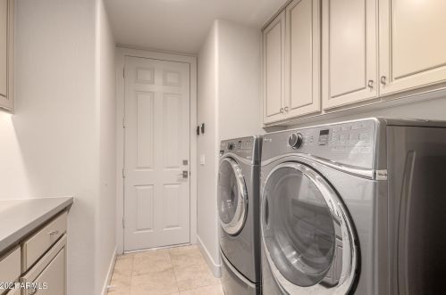 6508 25th Way, Phoenix AZ  85016-8934 exterior