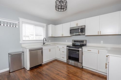 1059 Rockman Pl, Saint Louis MO 63119-1118 exterior