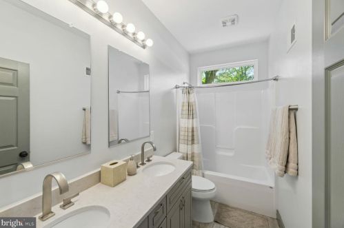 7923 Ashton St, Alexandria VA  22309-1340 exterior