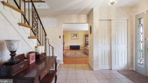 2350 Steven Rd, Huntingdon Valley PA 19006-6610 exterior