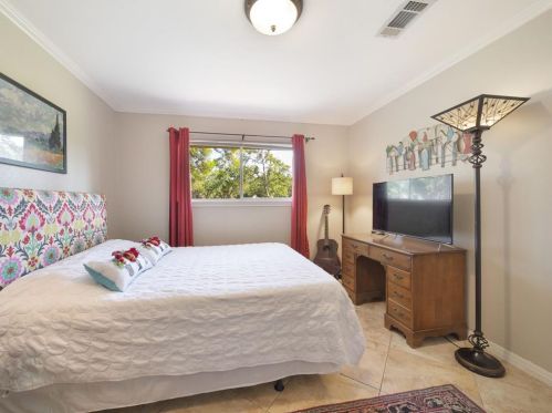 9604 Flintrock Cir, Austin TX 78737-1113 exterior