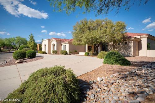 2520 Lightning A Dr, Tucson, AZ 85749-9788