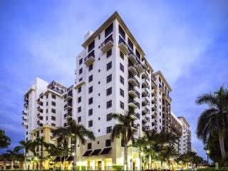 9 Plaza Real, Boca Raton FL  33432 exterior