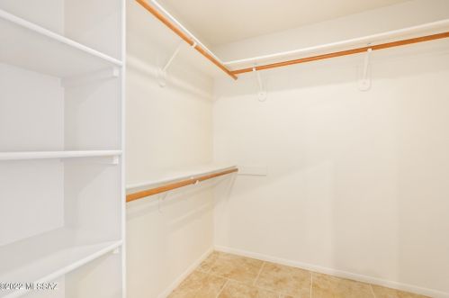 9961 Falcon Point Dr, Tucson AZ 85730-6129 exterior