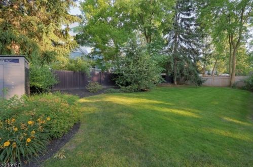 517 Clark St, Westfield NJ 07090-4012 exterior