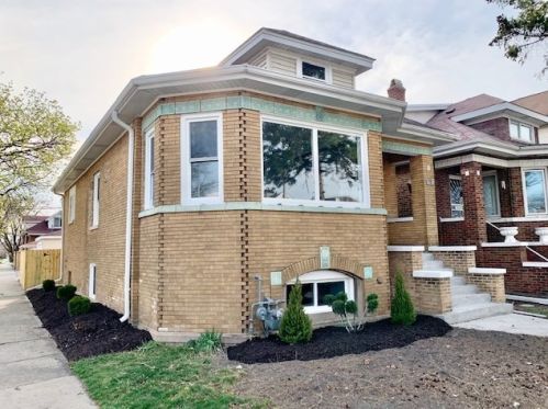 7835 Cressett Dr, Chicago, IL 60707-1339