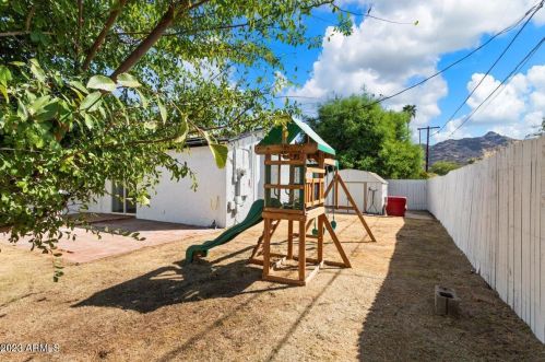 1133 Alice Ave, Phoenix AZ  85020-3214 exterior