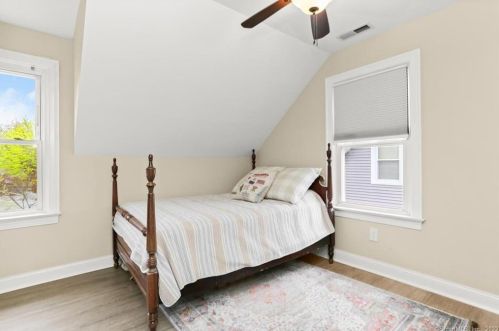 50 Fairview St, Milford CT 06460-4124 exterior