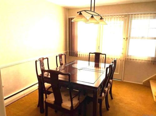 4 Dolly Dr, Commack NY 11725-2305 exterior